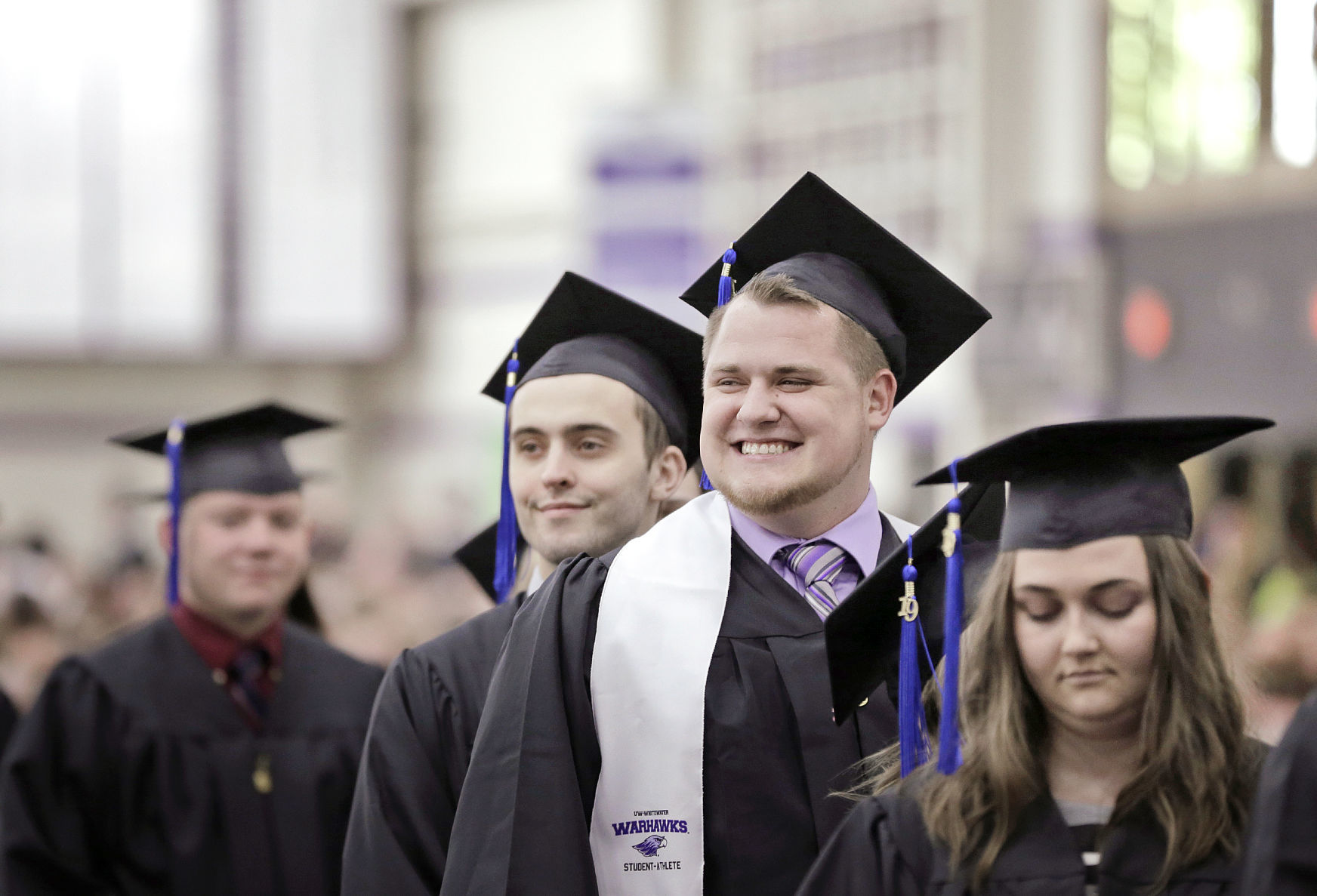 190519_UWWGRAD02